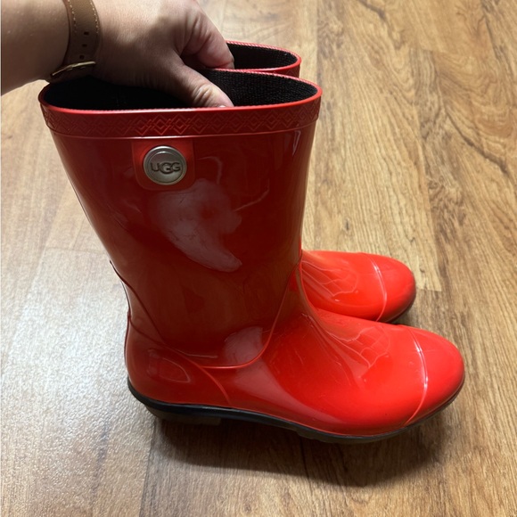 Ugg rain boots - Picture 4 of 8